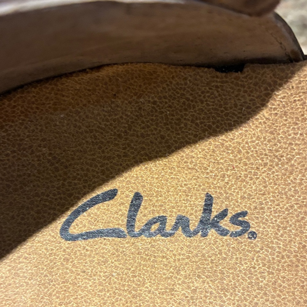 Clarks Women's Pewter T-Strap Sandals - Picture 2 of 4